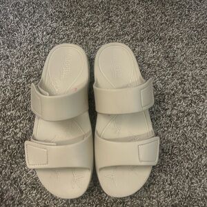 Alegría Orbyt Miami Beach sandals